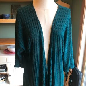 LuLaRoe Lindsay Kimono